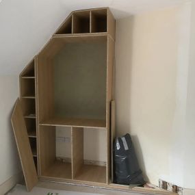 Bild von Nails to Wood Carpentry