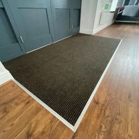 Bild von Gwallace Carpets and Flooring Ltd