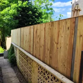 Bild von Beechwood Fencing & Decking Supplies Ltd