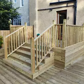 Bild von Beechwood Fencing & Decking Supplies Ltd