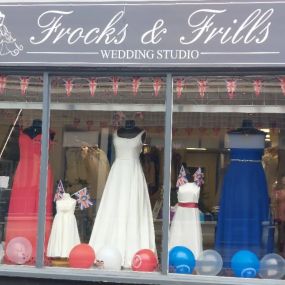 Bild von Frocks & Frills Wedding Studio