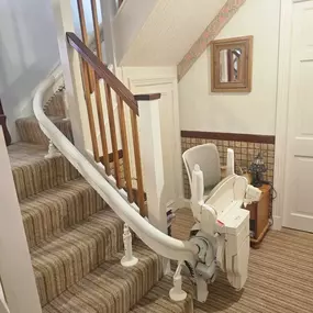 Bild von Think Stairlifts Ltd