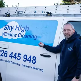 Bild von Wayne Holland - Sky High Window Cleaning