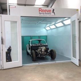 Bild von Reeve Spray Booths