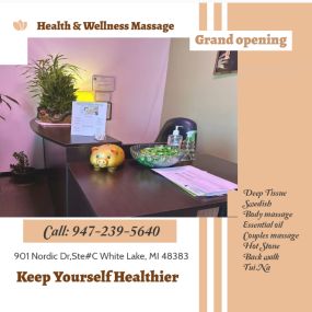 Our traditional full body massage in White Lake, MI
includes a combination of different massage therapies like 
Swedish Massage, Deep Tissue, Sports Massage, Hot Oil Massage
at reasonable prices.