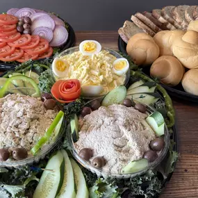 Any combination of (3) Homemade Deli Salads, arranged on a platter. Includes Rye & Rolls, Lettuce, Tomato, Onion, and your choice of Cheese.