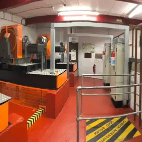 Bild von ADL Lift Services Ltd