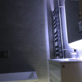 Bild von Crystal Bathroom Fitting Solutions