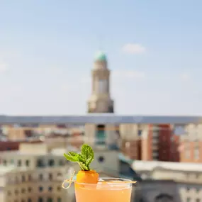 Good cocktails accompanied with good view!