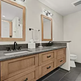 Bild von Newmyer Kitchen & Bath