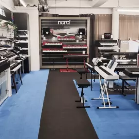 Unsere große Auswahl an Keyboards und Synthesizern.