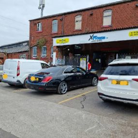 Bild von Xpress Tyres Ltd And 24/7 Mobile Tyre Fitting Manchester