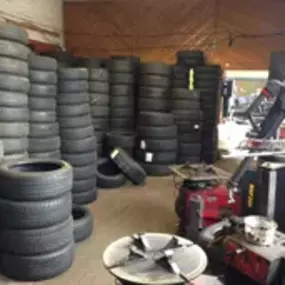 Bild von Xpress Tyres Ltd And 24/7 Mobile Tyre Fitting Manchester