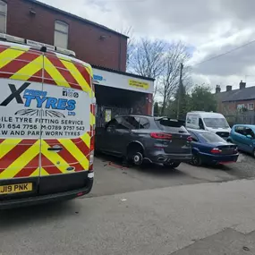 Bild von Xpress Tyres Ltd And 24/7 Mobile Tyre Fitting Manchester