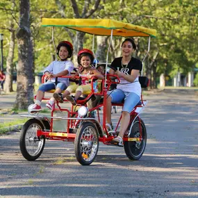 Bild von Wheel Fun Rentals | Humboldt Park