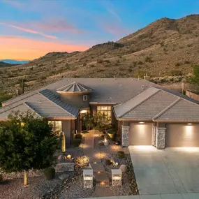 Bild von RE/MAX Fine Properties North Valley