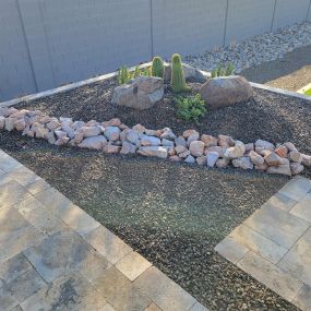 Bild von Desert Vine Landscaping