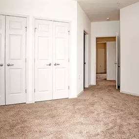 Unfurnished bedroom