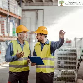 Lagermitarbeiter in Harmonie