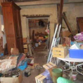 Bild von Je Débarras Lyon entreprise pour débarrasser vide Maison Appartement Cave Encombrants