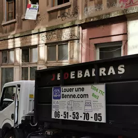 Bild von Je Débarras Lyon entreprise pour débarrasser vide Maison Appartement Cave Encombrants