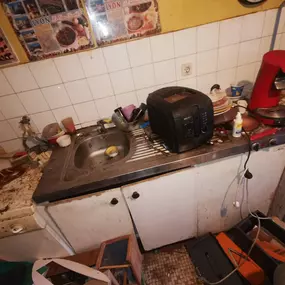 Bild von Je Débarras Lyon entreprise pour débarrasser vide Maison Appartement Cave Encombrants