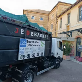 Bild von Je Débarras Lyon entreprise pour débarrasser vide Maison Appartement Cave Encombrants