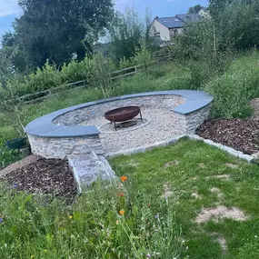 Bild von J S Murrain & Sons Building & Garden Services