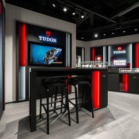 Bild von Tudor Boutique Gatwick