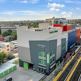 Alternate Beauty Image