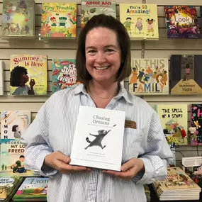 It’s #StaffPickSaturday! Today, Cassie recommends CHASING DREAMS by Kobi Yamada and Charles Santoso.
“I love this book! It is concise, deep, and inspiring. It would make a great addition to a school age child’s bookshelf, and would also make a perfect high school graduation gift.” - Cassie
#ThisIsNorthfield #IndieBookstore #StaffPickSaturday  #BookstoresOfInstagram #NorthfieldMN #DowntownNorthfield #ShopLocal #ShopSmall #GotContent #ContentBookstore #StaffPicks #KidsContent #KidLit #Bookstagram 