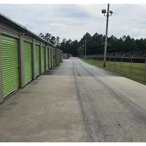 Exterior Units - Extra Space Storage at 5725 Old National Hwy, College Park, GA 30349