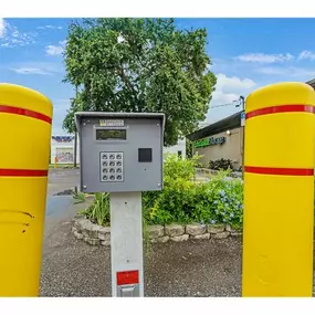 Keypad - Extra Space Storage at 404 Seminole Blvd, Largo, FL 33770