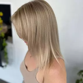 Natural Looking Blonde Highlights Salon in Springfield, MO - Blu Skies Salon