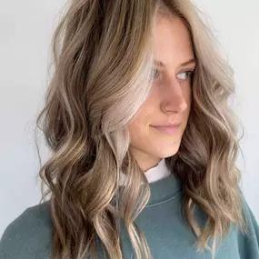 Top Salon For Highlights & Money Piece in Springfield, MO