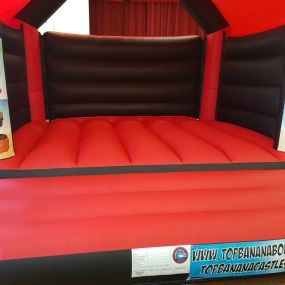 Bild von Top Banana Bouncy Castles