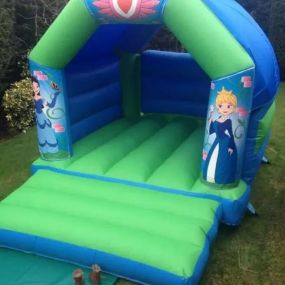 Bild von Top Banana Bouncy Castles