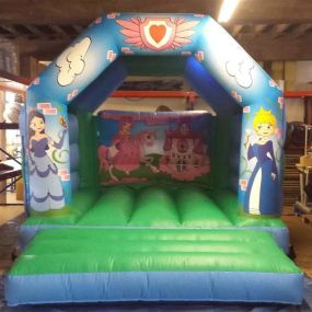 Bild von Top Banana Bouncy Castles