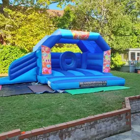 Bild von Top Banana Bouncy Castles