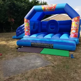 Bild von Top Banana Bouncy Castles