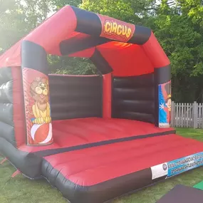 Bild von Top Banana Bouncy Castles