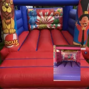 Bild von Top Banana Bouncy Castles