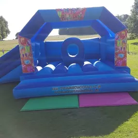 Bild von Top Banana Bouncy Castles