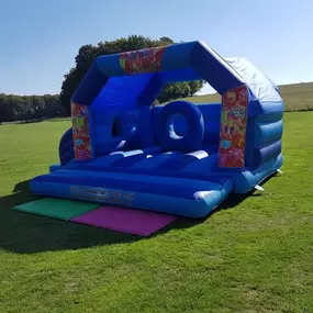 Bild von Top Banana Bouncy Castles