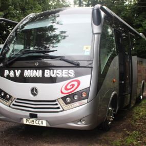 Bild von P & V Minibuses