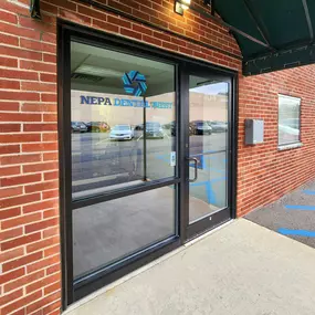 Exterior 3