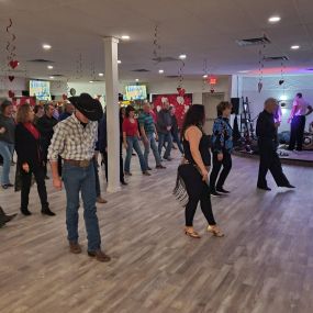 Bild von Elegance Ballroom Dance Studio & Event Center