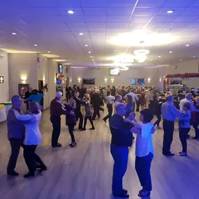 Bild von Elegance Ballroom Dance Studio & Event Center