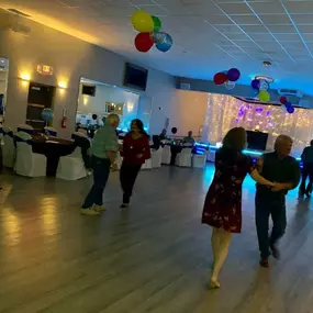 Bild von Elegance Ballroom Dance Studio & Event Center