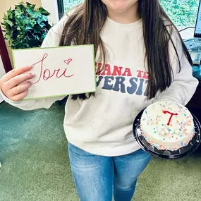 It’s not goodbye, it’s see you later.
Our TEAM member, Tori, is closing a big chapter of her life. We celebrated her time with us with cake & a card. We wish her the very best as she opens a new chapter at Louisiana Tech University! Reach for the stars, Tori!